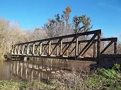 Puente sobre el Río Matanza