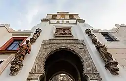 Puerta del Perdón de la catedral de Sevilla.