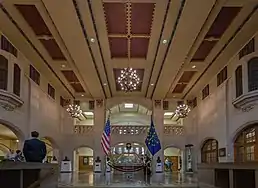 Hall principal de la universidad.