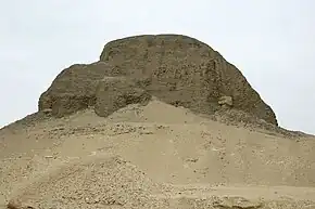Pirámide de Senusert II en El-Lahun.