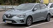Mégane IV (estiramiento facial)