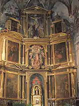 Retablo mayor de la parroquia.