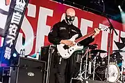 Guitarrista Eva-B