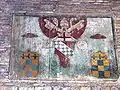 Santa Balbina en Roma: escudo de Armas del Papa Inocencio VIII (1473-1474) en el pórtico.