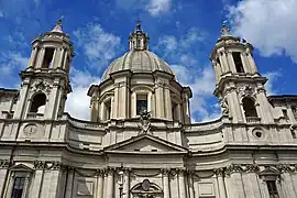 Parte central de la fachada