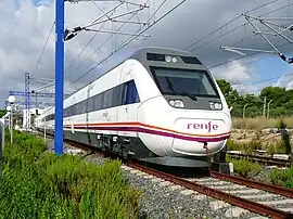 Tren Avant de la Serie 121 de Renfe con cambio de ancho.