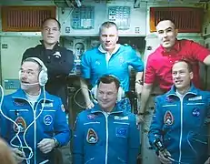 La tripulación de la Expedición 34 se unió.