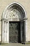 Portal oeste, por Toni Zenz