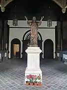 Cristo del Sagrado Corazón en la capilla