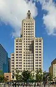 El Industrial National Bank Building