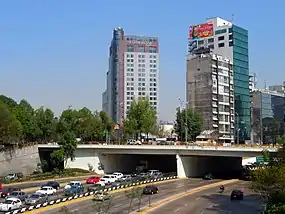 Esquina Cto. Interior y General Mariano Escobedo