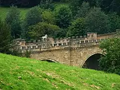 Puente Lion, Alnwick