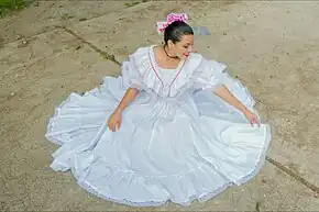 Traje