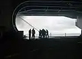 Extinción de incendios en el Hangar Bay 3