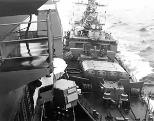 Fragata soviética Bezzavetny (a la derecha) chocando contra el USS Yorktown durante el "incidente del choque del mar Negro" de 1988.