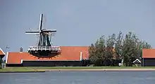 Uitgeest, el molino: houtzaagmolen de Corneliszoon bij het Zwaansmeer