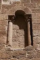 Ventana románica