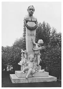 Monumento a Hummel