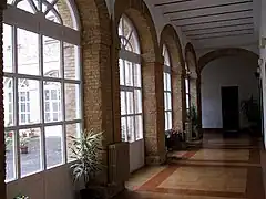 Claustro