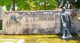 Monumento en el Solar del Cid