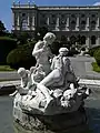 La fuente Tritones y Náyades de Edmund von Aspernburg.