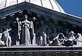 Frontón sur, virtudes y rasgos de carácter por Adolph Weinman