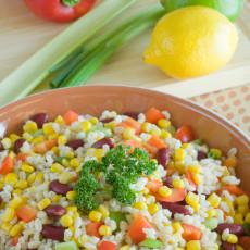 Ensalada de cebada, frijol y maíz