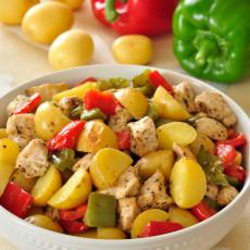 Pollo con pimiento dulce al horno