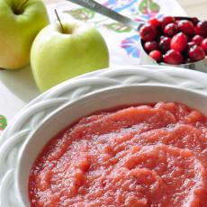 Puré de manzana con arándanos rojos