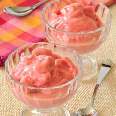Yogur de fresa congelado