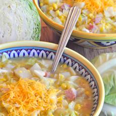 Sopa tipo chowder de jamón y verduras